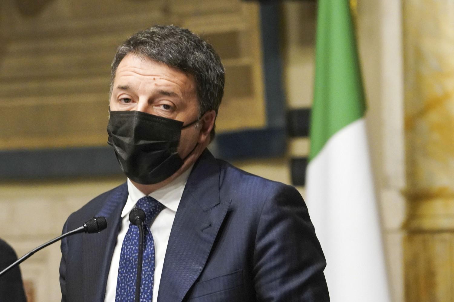 #RenziRispondi e #RenziDimettiti su Twitter: ma lui non risponde, né si dimette