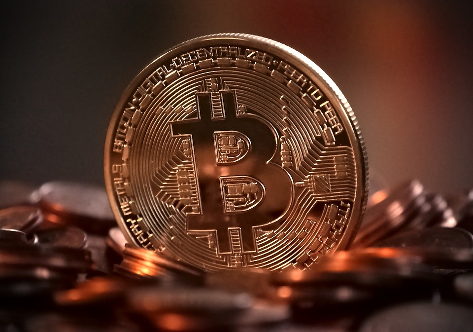 Bitcoin sfonda quota 66mila dollari: ecco perché