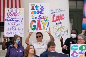 don't-say-gay-firmata-dal-governatore