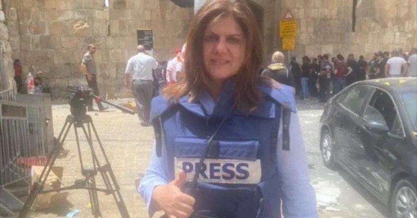 Shireen Abu Akleh: la giornalista di Al Jazeera “uccisa a sangue freddo” da Israele