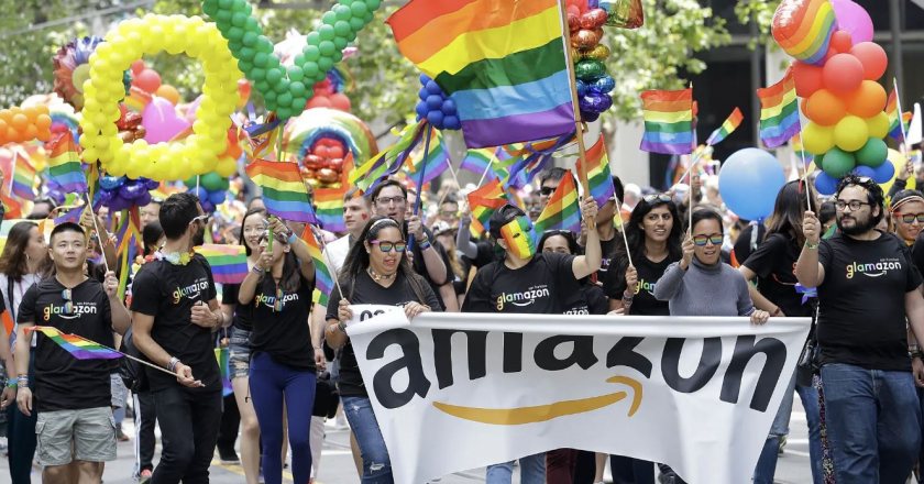 Amazon limita i prodotti LGBT negli Emirati Arabi Uniti