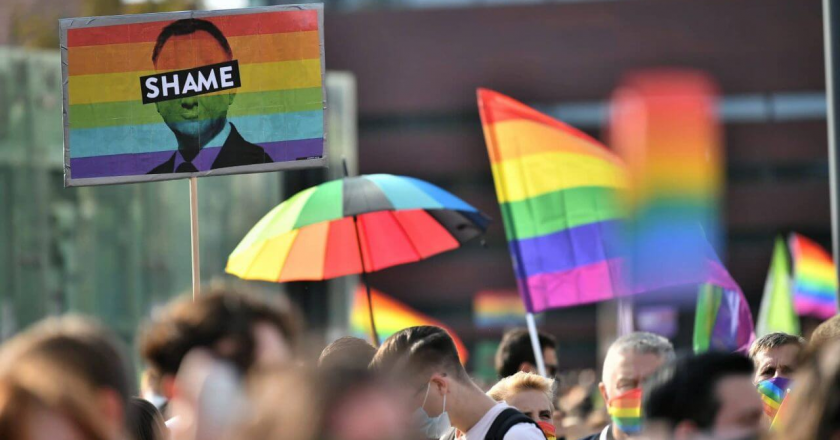 Il tribunale polacco stabilisce l’abolizione di quattro LGBT-Free Zone