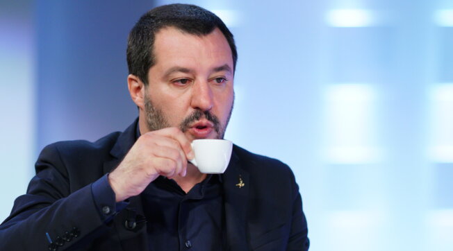 Ponte sullo Stretto: Salvini cambia di nuovo idea