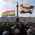 Putin ha firmato una legge che vieta ufficialmente l’omosessualità