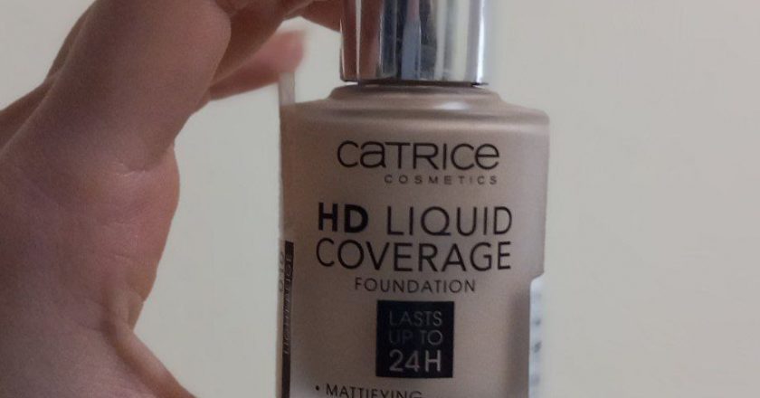 HD Liquid Coverage 24h: recensione di un fondotinta low-cost di Catrice