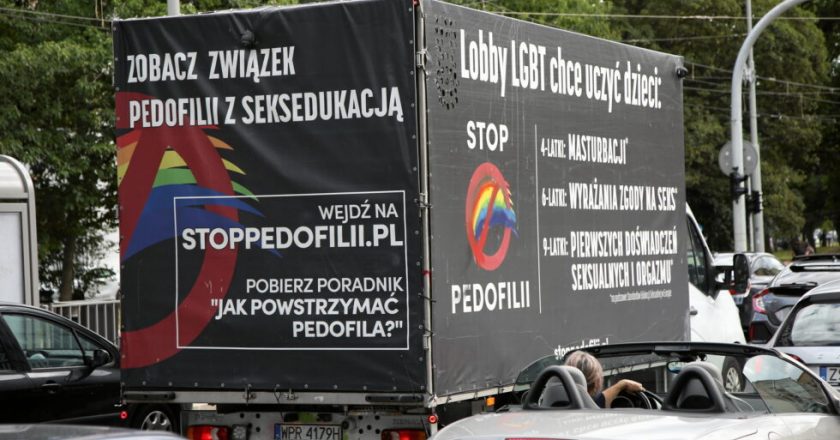 Polonia: un tribunale assolve il conducente di un furgone omofobo