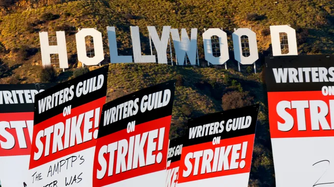 Sciopero degli scrittori di Hollywood: le proposte per metter fine allo sciopero