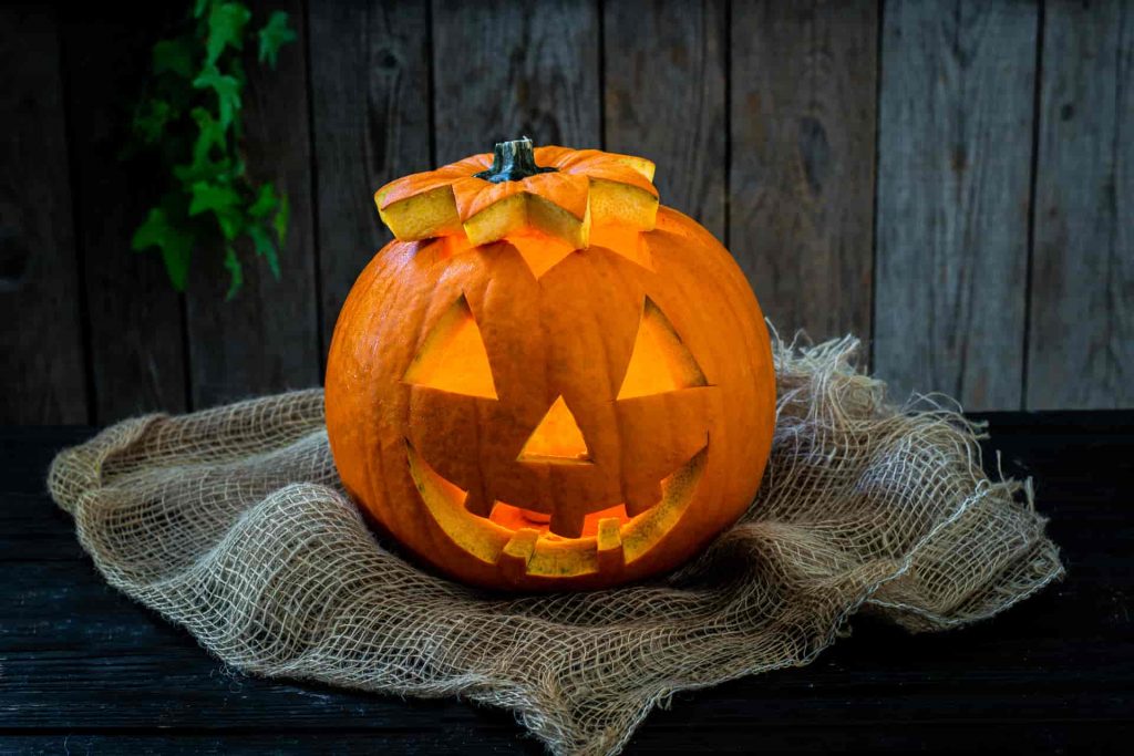 zucca-halloween-intagliata