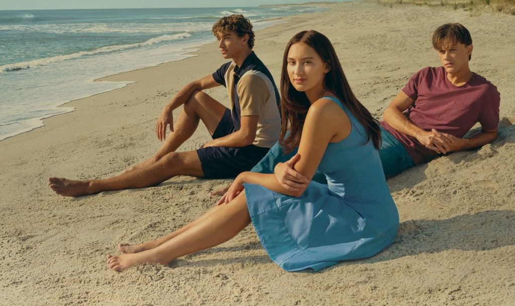 HE1oTMYacAALruy-1024x608 “The Summer I Turned Pretty”, successo globale ma stipendi sotto pressione