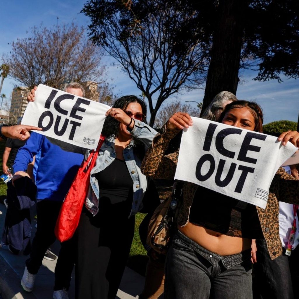 HFU3jQua8AQ0Fiu-1024x1024 Karol G e le critiche all’ICE: perché rischia il visto USA e cosa sta succedendo davvero