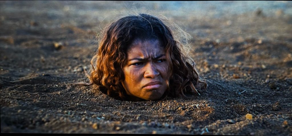 HIASeauWMAA1Z1y-1024x479 Euphoria 3x05 recensione: quando è diventato il Cassie show?