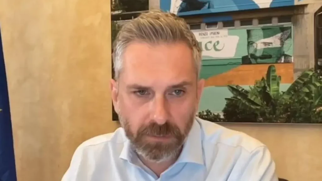 matteo-lepore-45-anni-esponente-del-partito-democratico-e-sindaco-di-bologna-e-della-citta-metropolitana-dall11-ottobre-2021-punta-a-ricandidarsi-alla-guida-del-capoluogo-dellemilia-romagna-nel-2026-1024x576 Caso Fakir, lo scontro tra Meloni e Lepore: la politica discute della piazza, ma al centro dovrebbe esserci la morte di un uomo