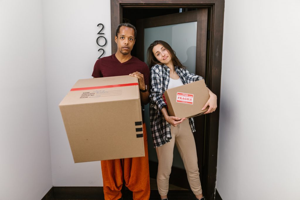 pexels-rdne-7464724-1024x683 Trasloco in vista? Come trovare la casa giusta senza commettere gli errori più comuni
